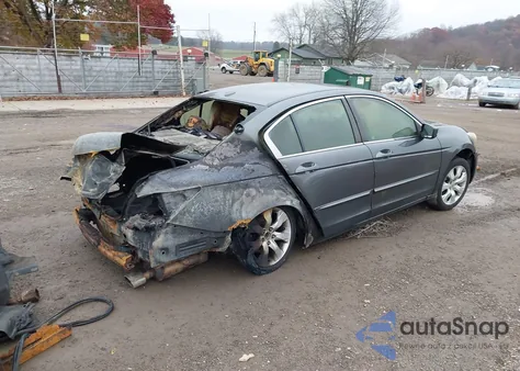 2010 Honda Accord 2.4 Ex-L z USA, uszkodzony, nr VIN 1HGCP2F86AA176646